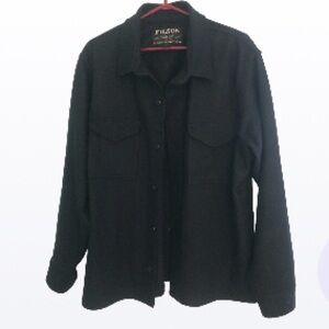 Filson, 100% virgin wool men's button up lumberjacks style Jac-shirt